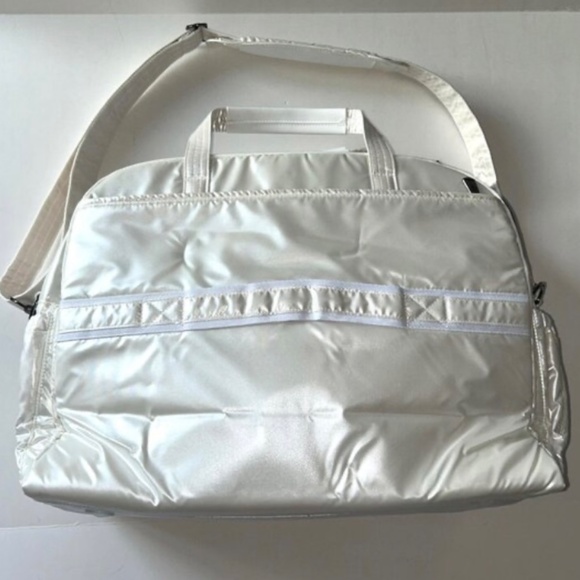 Lug Steamboat SE Duffel Bag Metallic Diamond Flamingo Foliage - Picture 3 of 7